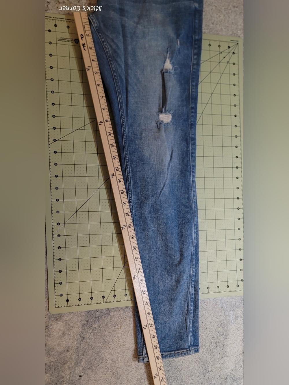 Hollister Super Skinny Epic Flex Men 33 x 32 Skinny Denim Blue Jeans Distressed - Picture 7 of 8
